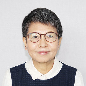 田中 数恵(教授)の写真