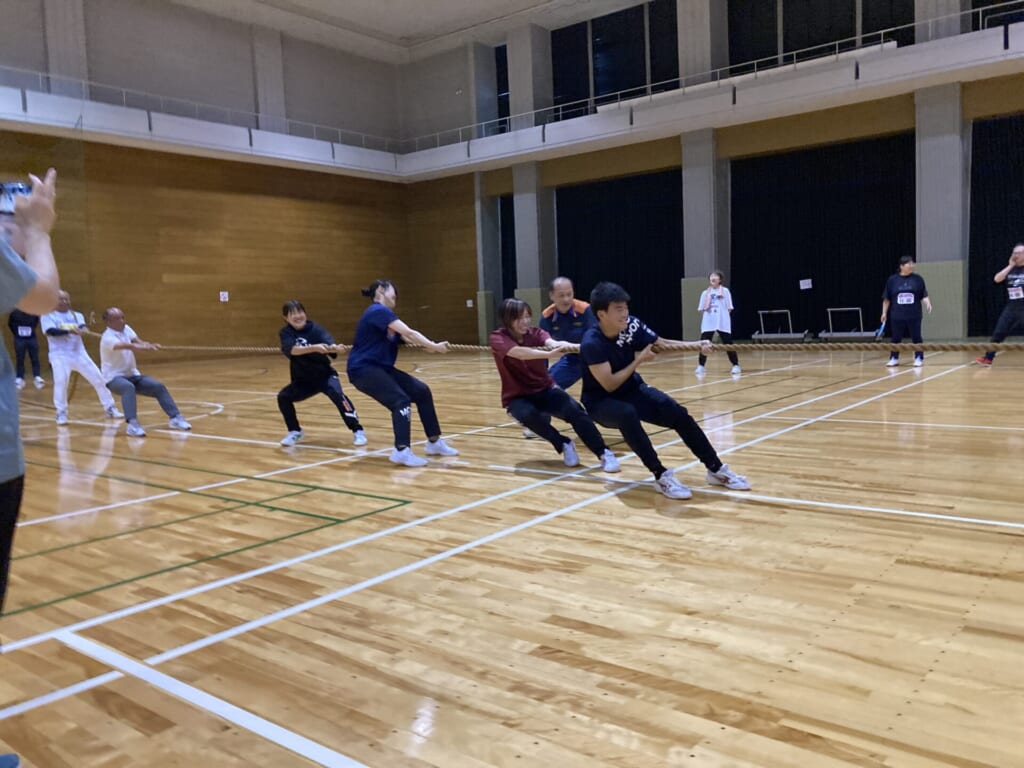 当日の様子(綱引き)