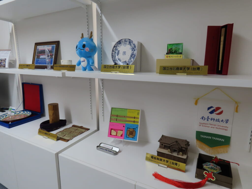図書館MUSEUM