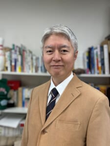 江端 弘樹教授の写真