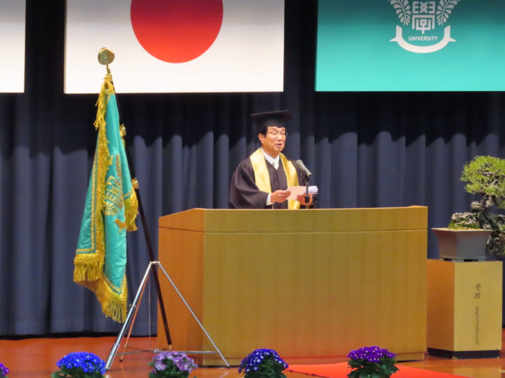 卒業式学長式辞